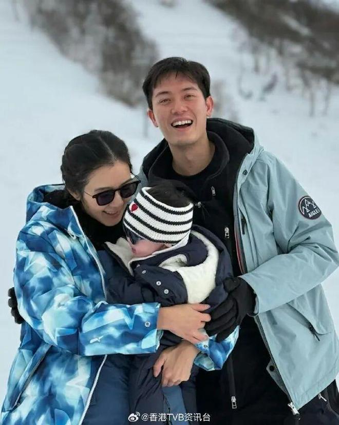 麦明诗回应网民提问BB坐长途机的准备超详细认真解答赢得赞赏